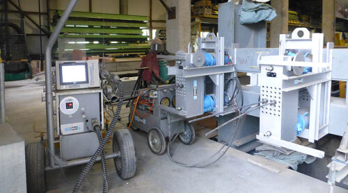 натяжение арматуры домкратом