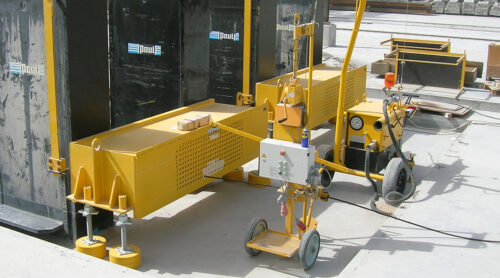 Натяжение каркаса домкратом